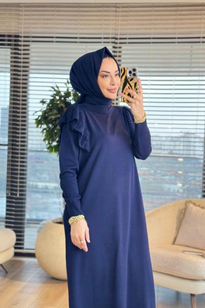 143 Omzu Dantel Detaylı Triko Elbise Lacivert