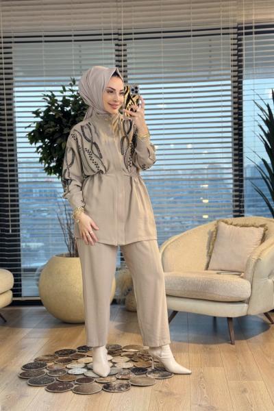 1465 Ön Kol Boncuk Taş İşleme Fermuarlı Takım Bej