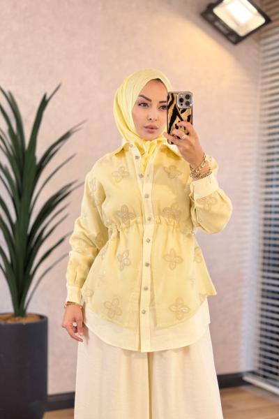 1578 Üstü Çiçek Nakışlı Takım Sarı