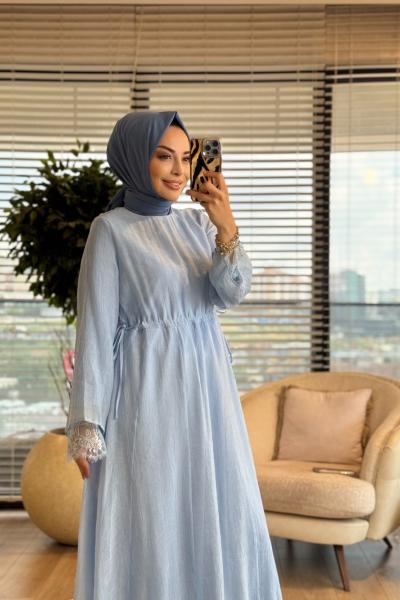 32466 Eteği Dantel Beli Büzgülü Elbise Mavi