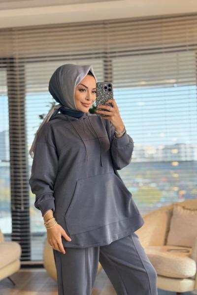 36056 Kesik Detaylı Kanguru Cepli Takım Antrasit