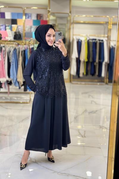 434 Önü Komple Güpürlü Tunik Siyah