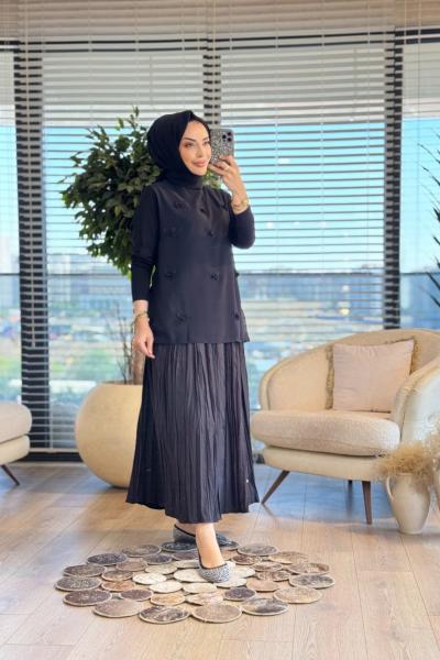 569 Ön Şifon Üstü Serpme Çiçekli Bluz Siyah