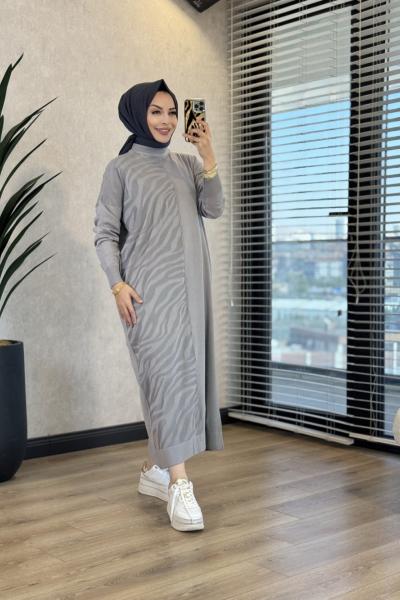 7029 Sol Taraf Zebra Desen Triko Elbise Gri