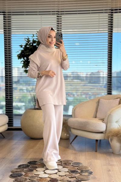 8579 Yaka Ve Omuzları Kürk Detaylı Takım Bej