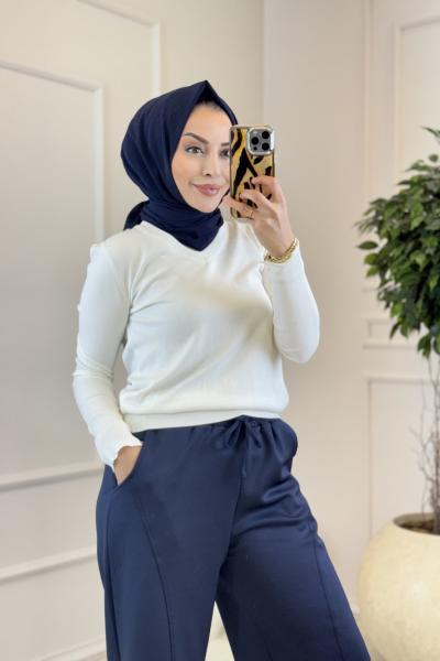 906 V Yaka Kolu Düğmeli Kazak Ekru